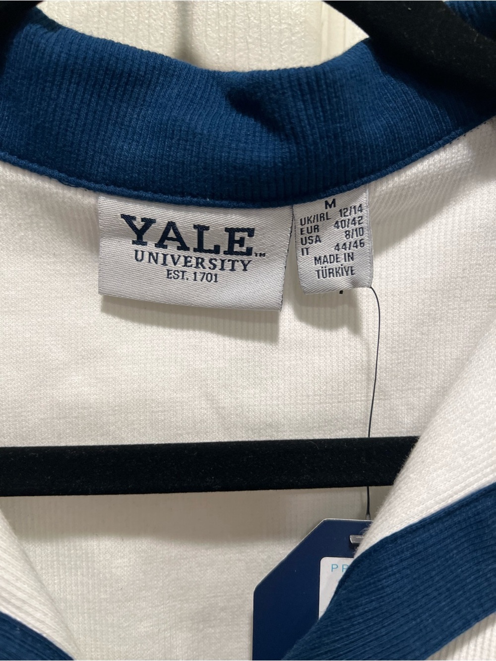 Yale Polo Cropped Top in White and Navy Size Medium NWT - Picture 4 of 5